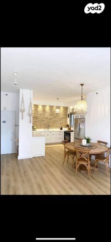 שדרות האגמים 5