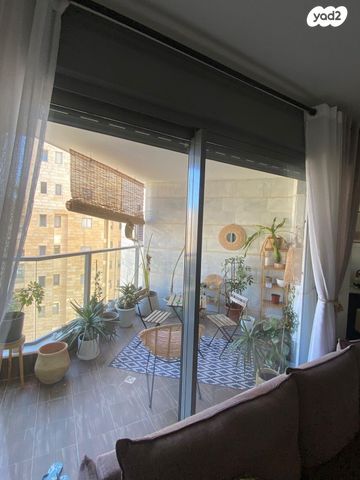 דירה, אסירי ציון 7, קרית שלום, תל אביב יפו