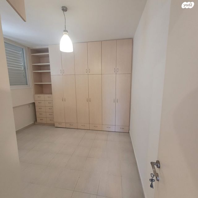 דירה, רבנו תם 8, הדר, רמת השרון