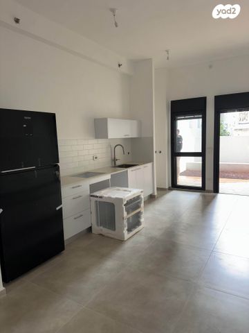 דירת גן, ראש פינה 14, נווה שאנן, תל אביב יפו