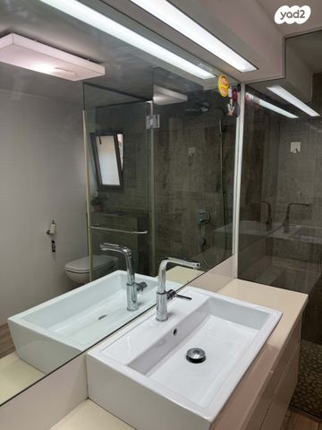 יחידת דיור, יהודה גור 12, הוד הכרמל, דניה, חיפה