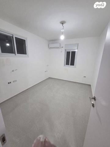 דירה, בודנהיימר 13, קרית שפרינצק, חיפה