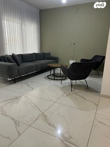 דירה, אפרים קציר 9, מתחם 1200, הוד השרון