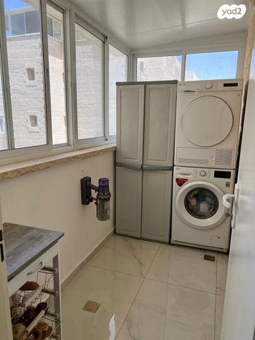 דירה, הרב ישעיהו דולגין 12, חומת שמואל, הר חומה, ירושלים