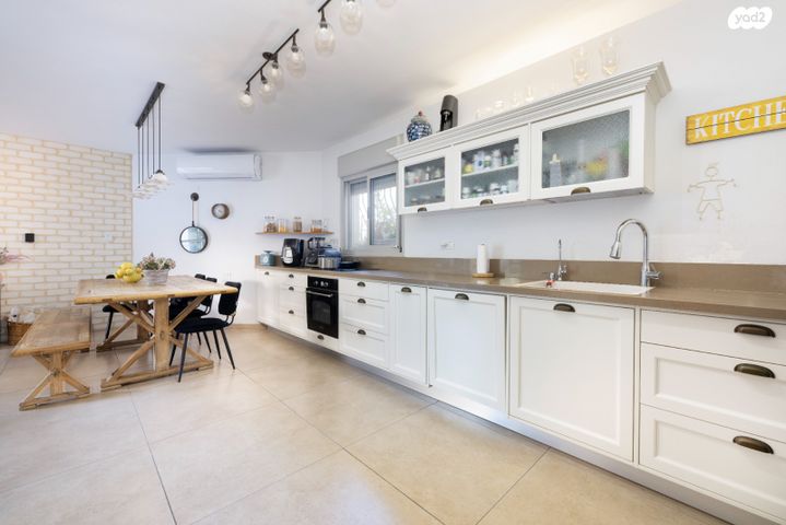 דירת גן, תל אביב 5, מרכז מערבי, נס ציונה