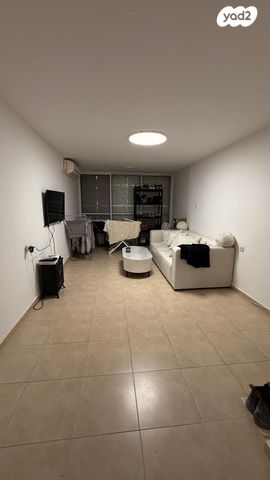 מעפילי אגוז 12