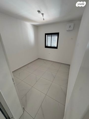 דירה, לויתן 1, חוף הזהב, נתניה