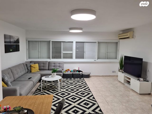 דירה, אלי כהן 18, רמת הנשיא, בת ים