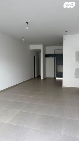 דירה, הרא"ה 151, עליות, רמת גן