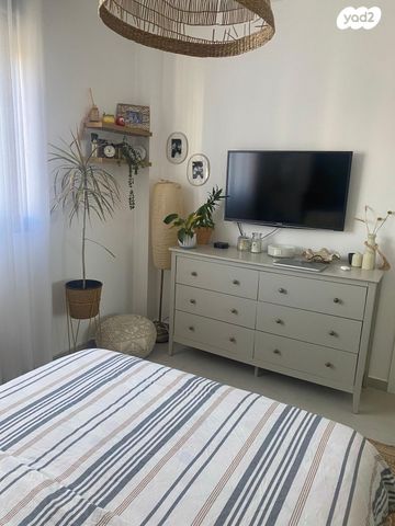 דירה, אסירי ציון 7, קרית שלום, תל אביב יפו