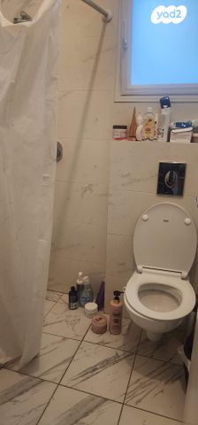 יחידת דיור, עמקה, עמקה, עמקה