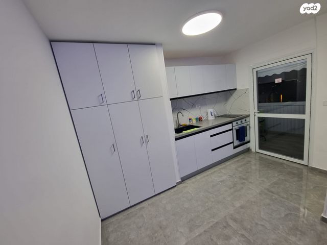 יחידת דיור, לוס אנג'לס 1193, אופיר, אילת