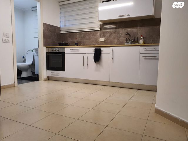 מרתף/ פרטר, שוהם 15, שכונה 12, תל מונד