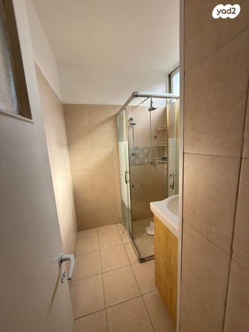 דירה, אלוף אסף שמחוני 9, צפון מזרח מרכז העיר, נתניה