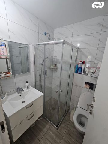 דירה, הפודים 8, נחלת גנים, רמת גן