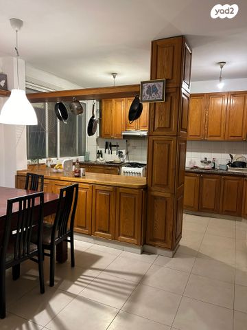 דירה, אבן גבירול 47, הצפון הישן - דרום, תל אביב יפו