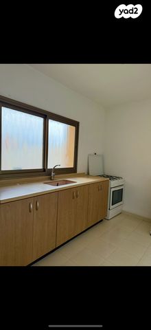 דירה, אצ"ל 1, שיכון עובדים, טבריה