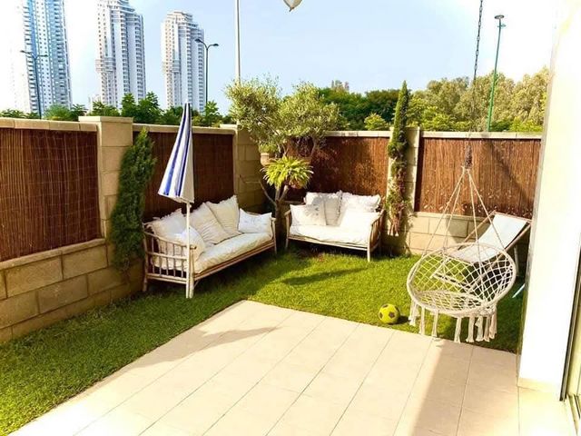 דירת גן, שדרות האגמים 5, אגמים, נתניה