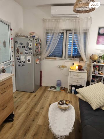 יחידת דיור, הבשור 111, גבעולים, שוהם