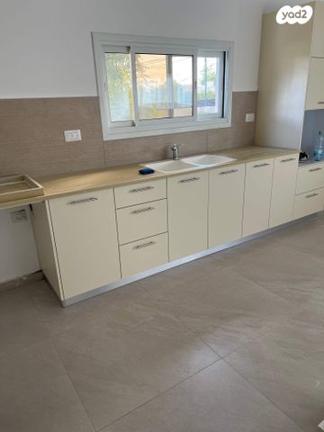 יחידת דיור, המייסדים 1, חצב, חצב