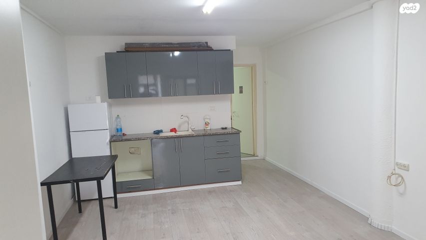 שדרות ירושלים 35