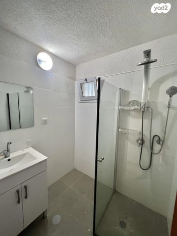 דירה, המעפיל 6, הנצחון, דימונה