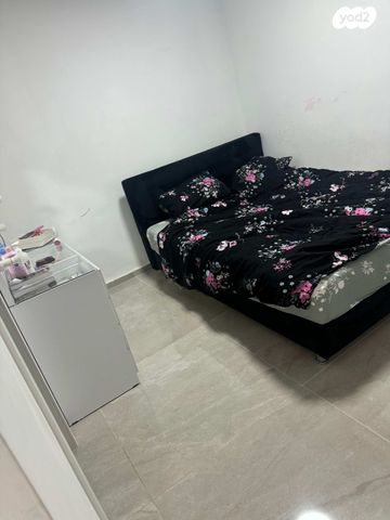 דירה, יהושע רבינוביץ 5, בן גוריון, חולון