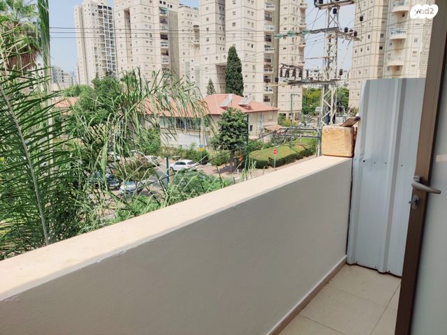 גג/ פנטהאוז, דרך נגבה 60, נווה רם, שיכון מזרחי, רמת גן