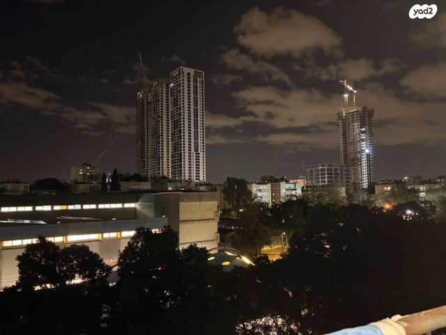 דירה, משה שרת 21, לב העיר, בת ים