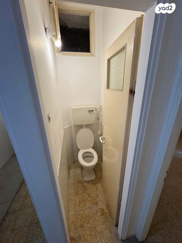 דירה, ישראל בן ציון 20, דרום מערב ותיק, בת ים