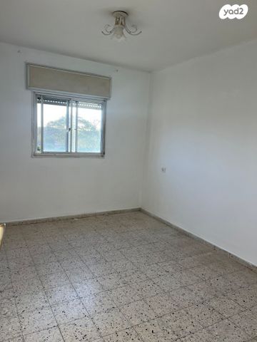 דירה, דרך הציונות 59, רובע ד', אריאל