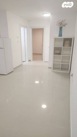 יחידת דיור, הידידות 77, שרונה, כפר יונה