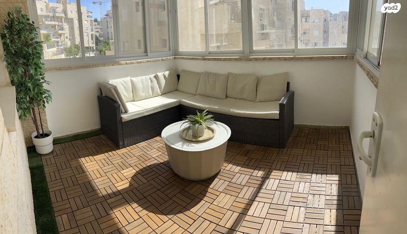 דירה, הרב ישעיהו דולגין 12, חומת שמואל, הר חומה, ירושלים