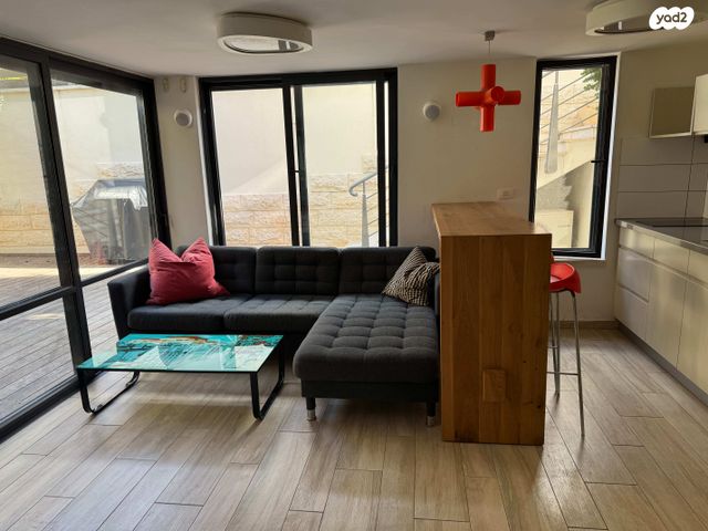 יחידת דיור, יהודה גור 12, הוד הכרמל, דניה, חיפה