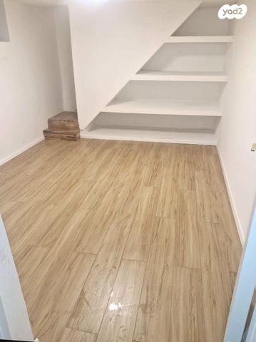 דירה, אילת 1, מחנה יהודה - לב העיר, ירושלים