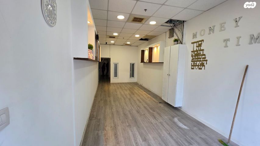 חנויות/ שטח מסחרי, דרך השרון 6, אזור תעסוקה צומת רעננה, כפר סבא