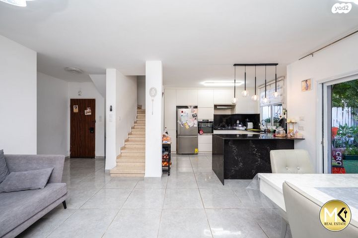 בית פרטי/ קוטג', הכרם, נווה גנים, פרדס חנה כרכור