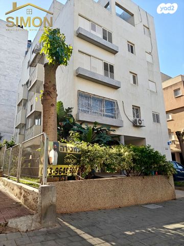 טרומפלדור 22