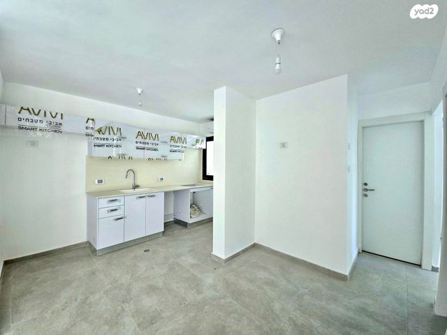 דירה, אסירי ציון, קרית שרת, רעננה