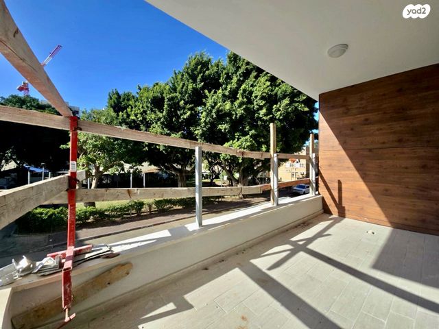 דירה, אסירי ציון, קרית שרת, רעננה