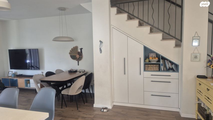 דירת גן, ניצנים, אחוזת דניה, חדרה