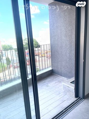 דירה, נווה רם, שיכון מזרחי, רמת גן