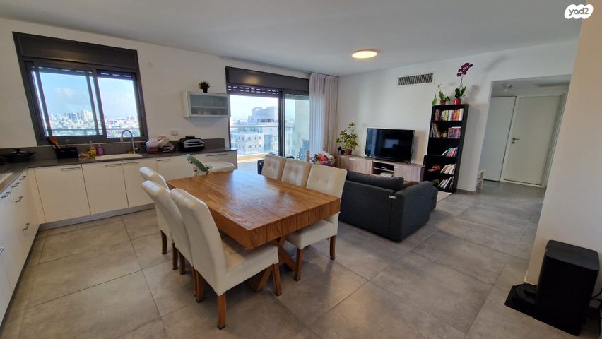 דירה, שולמית אלוני, נחלת יהודה, ראשון לציון