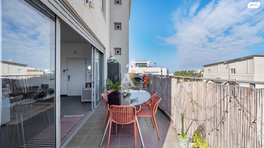 דירה, שם הגדולים, עג'מי, גבעת העליה, תל אביב יפו