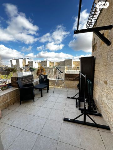 דירה, י.ש. ברנדוויין, פסגת זאב, ירושלים