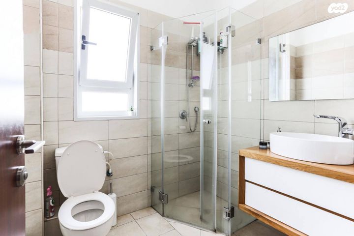 דירה, אלונים, קרית השרון, נתניה