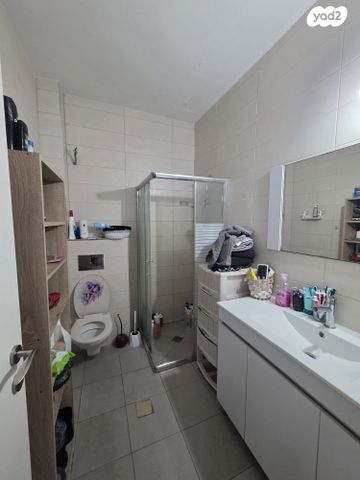 דירה, משכנות האומנים, קרית מוצקין