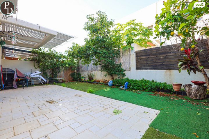 דו משפחתי, כפר יונה