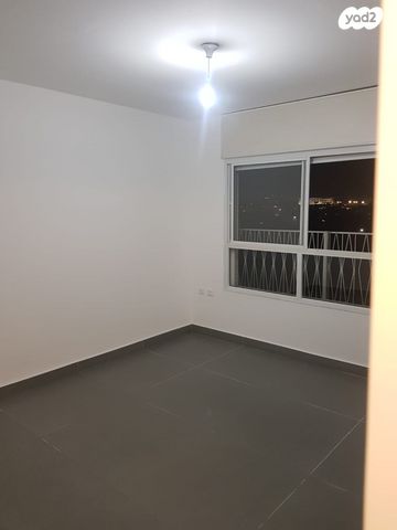 דופלקס, חידקל 6, גני אביב, לוד