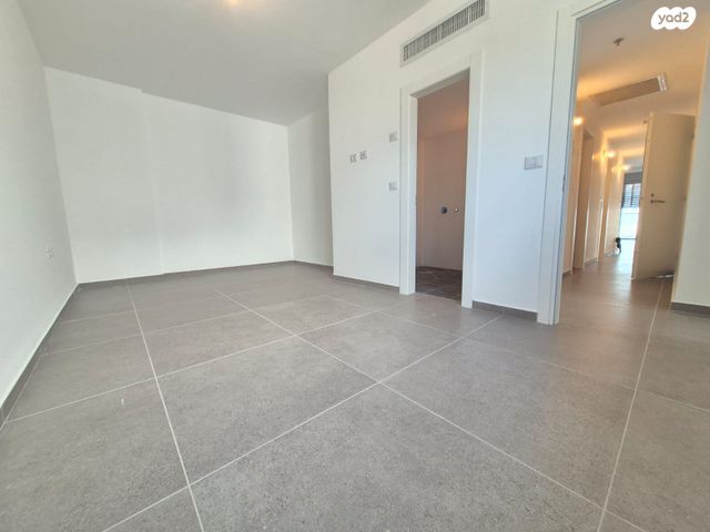 דירה, ש"י עגנון, שיכון רסקו, קרית אונו